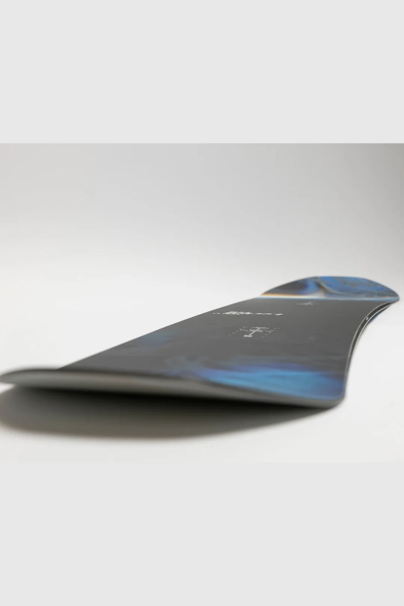 Load image into Gallery viewer, Nitro Lectra Leaf Cam-Out Snowboard 2026