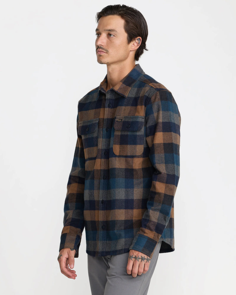Load image into Gallery viewer, RVCA Dayshift Blanket Flannel Long Sleeve Shirt