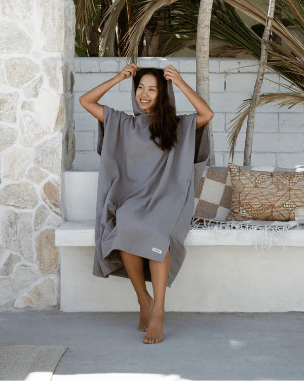 Load image into Gallery viewer, Sand Cloud Terra Hooded Poncho