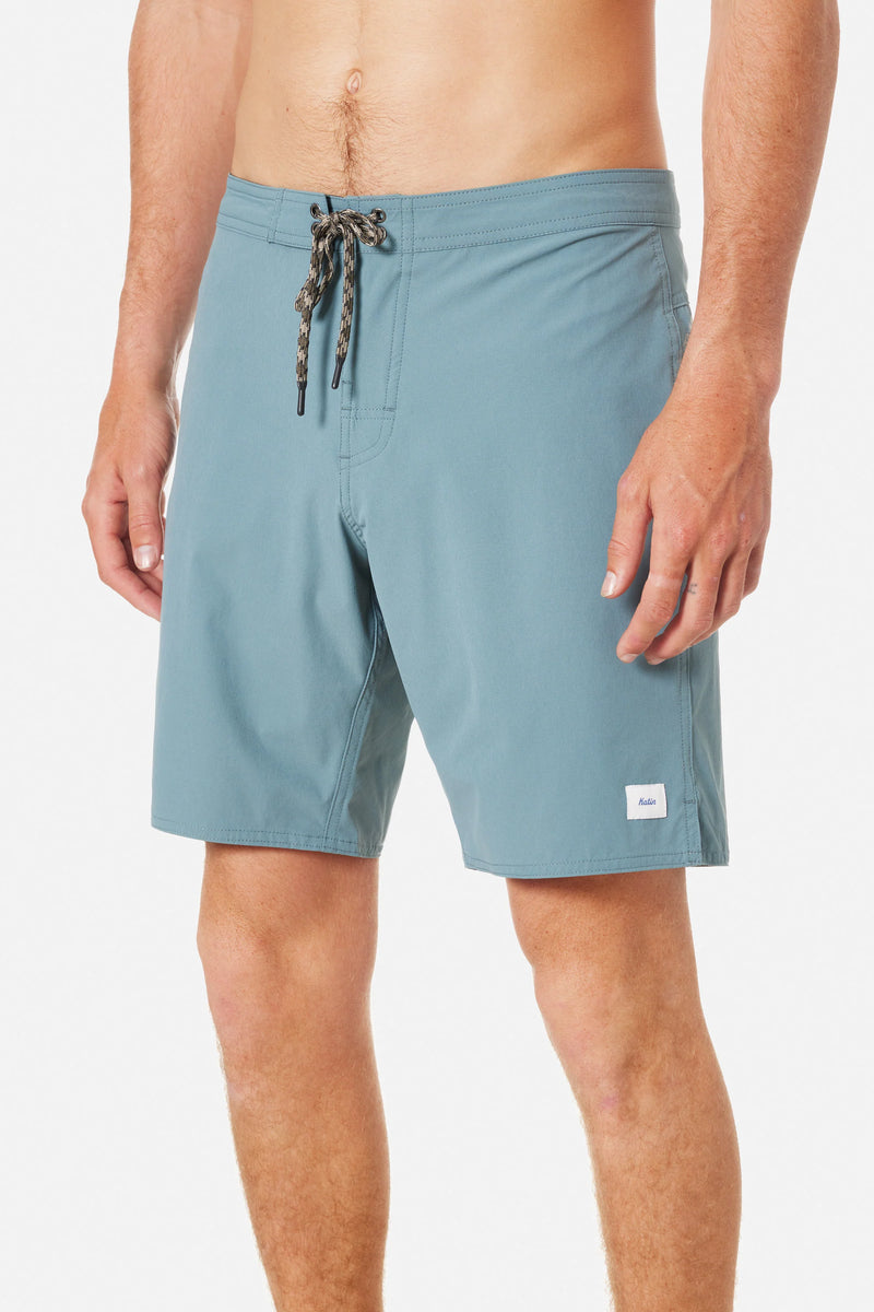 Load image into Gallery viewer, Katin Crest Surf Trunk