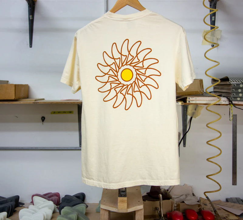 Load image into Gallery viewer, True Ames Spiralizer T-Shirt Ivory