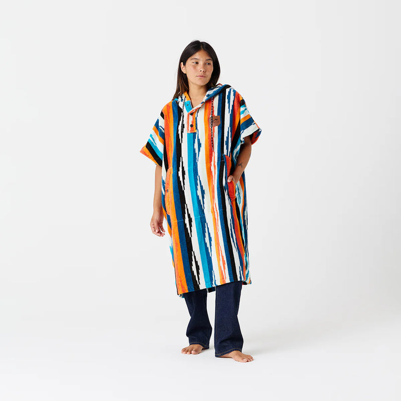 Load image into Gallery viewer, Slowtide Duvall Extra-Warm Poncho