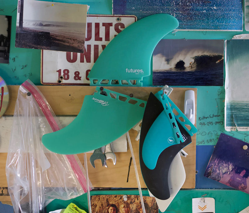 Load image into Gallery viewer, Futures Fins TP Fiberglass Teal Twin Fin Set