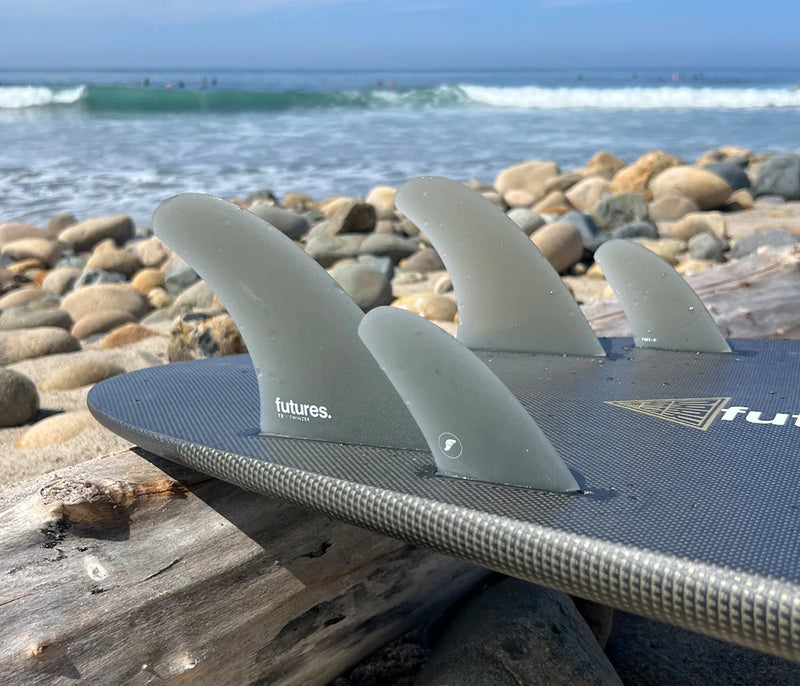 Load image into Gallery viewer, Futures Fins TW1 Fiberglass Canard Pair 4 Degree Fin Set