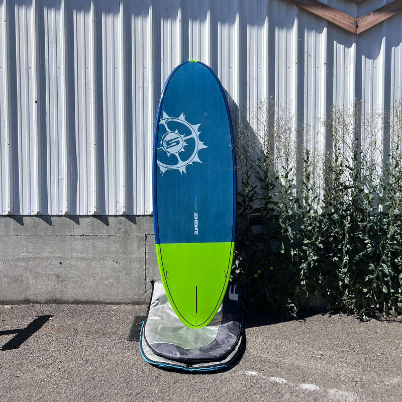 Load image into Gallery viewer, Slingshot G-Whiz Space Pickle 9'0 USED