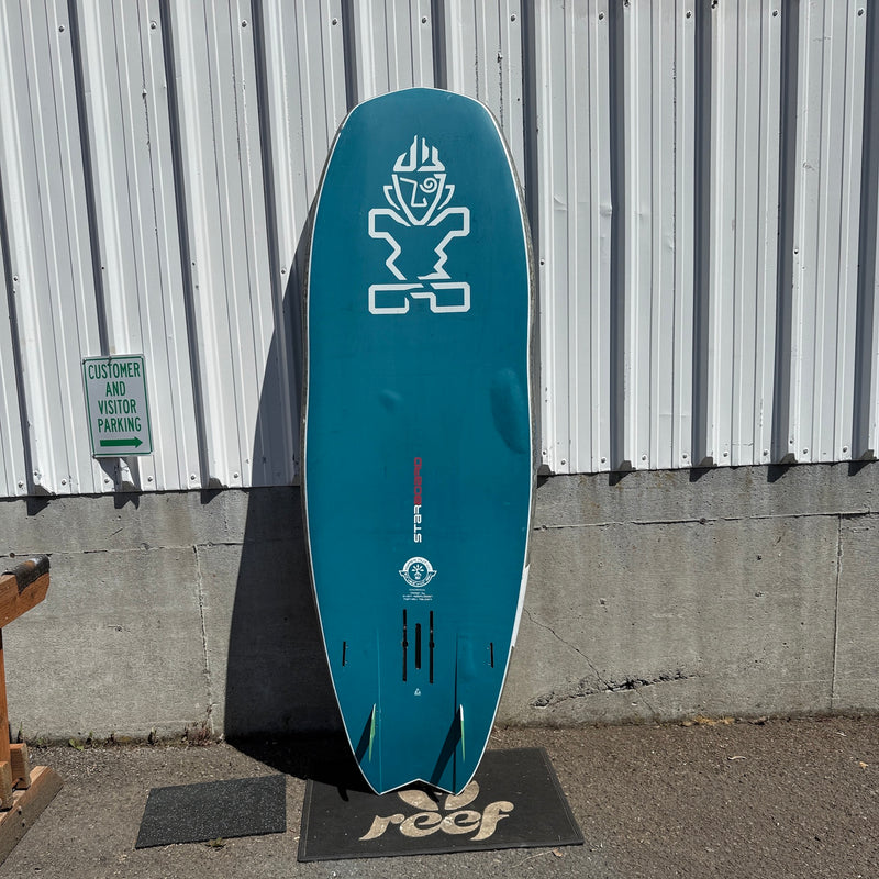 Load image into Gallery viewer, Starboard Hyper Nut 8'0 USED SUP/FOIL/WINDSURF