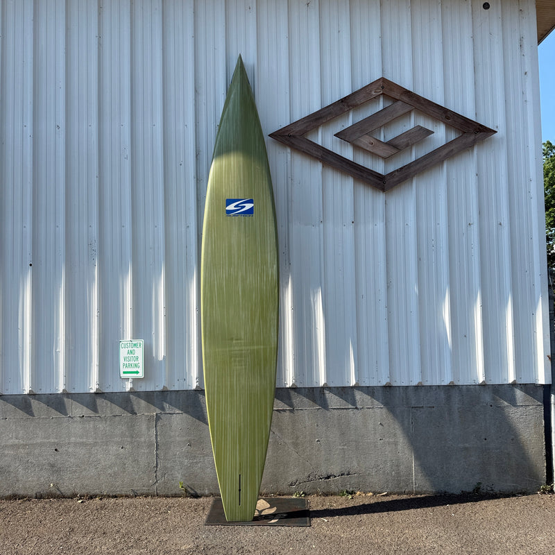 Load image into Gallery viewer, Bark Dominator 14' USED