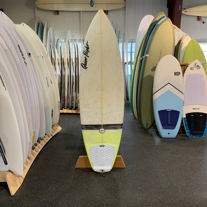 Load image into Gallery viewer, Quiet Flight Shortboard 5'10" USED