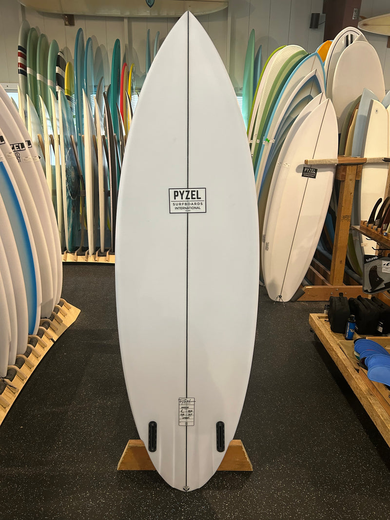 Load image into Gallery viewer, Pyzel Wildcat 6'0"