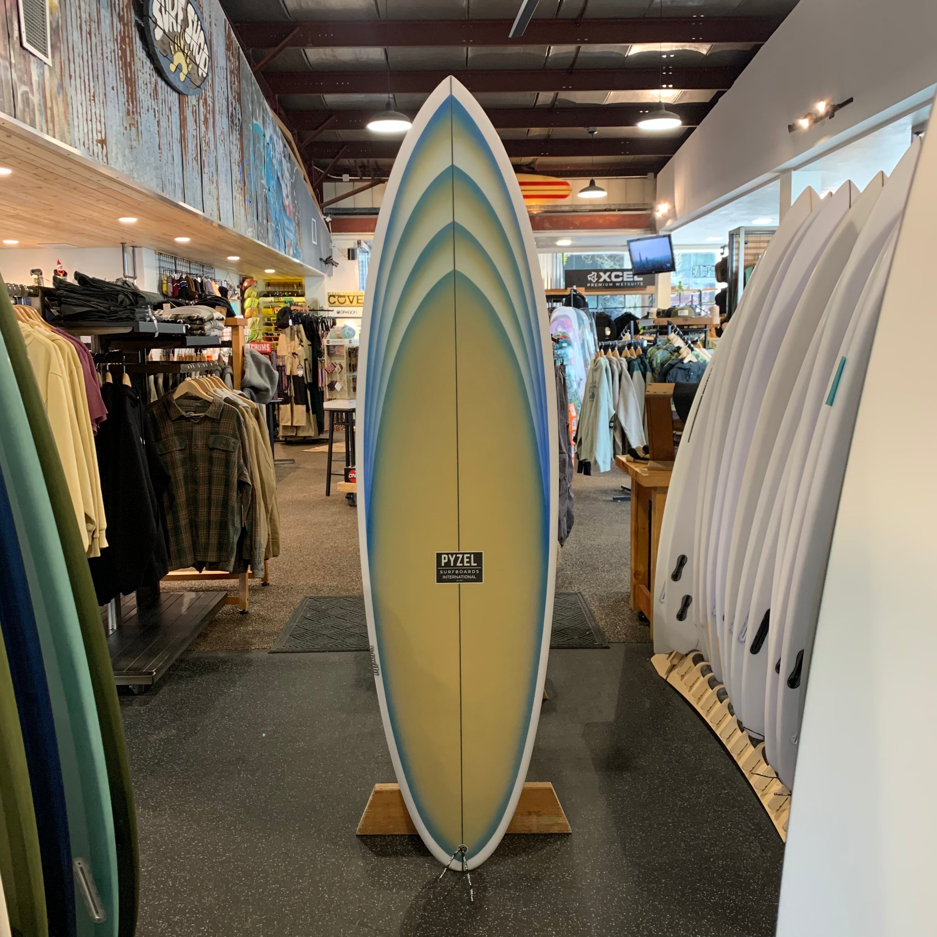 Pyzel Crisis Twin 6'8 Pyzel Crisis Twin 6'8