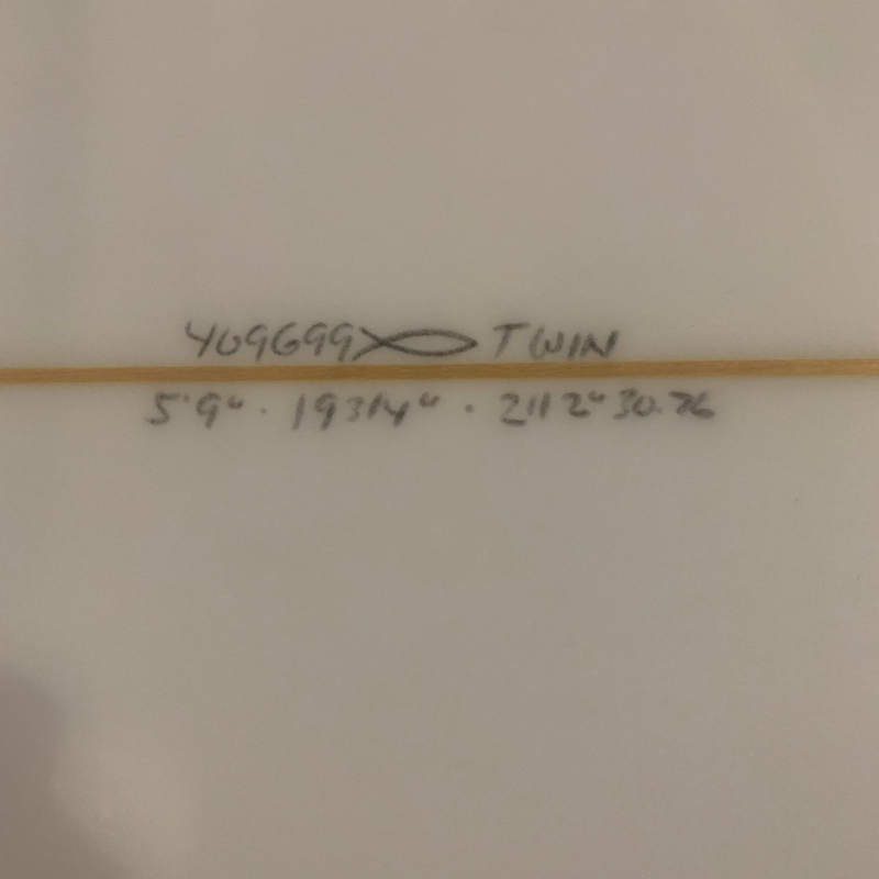 Load image into Gallery viewer, Channel Islands 5'9 Twin Fin