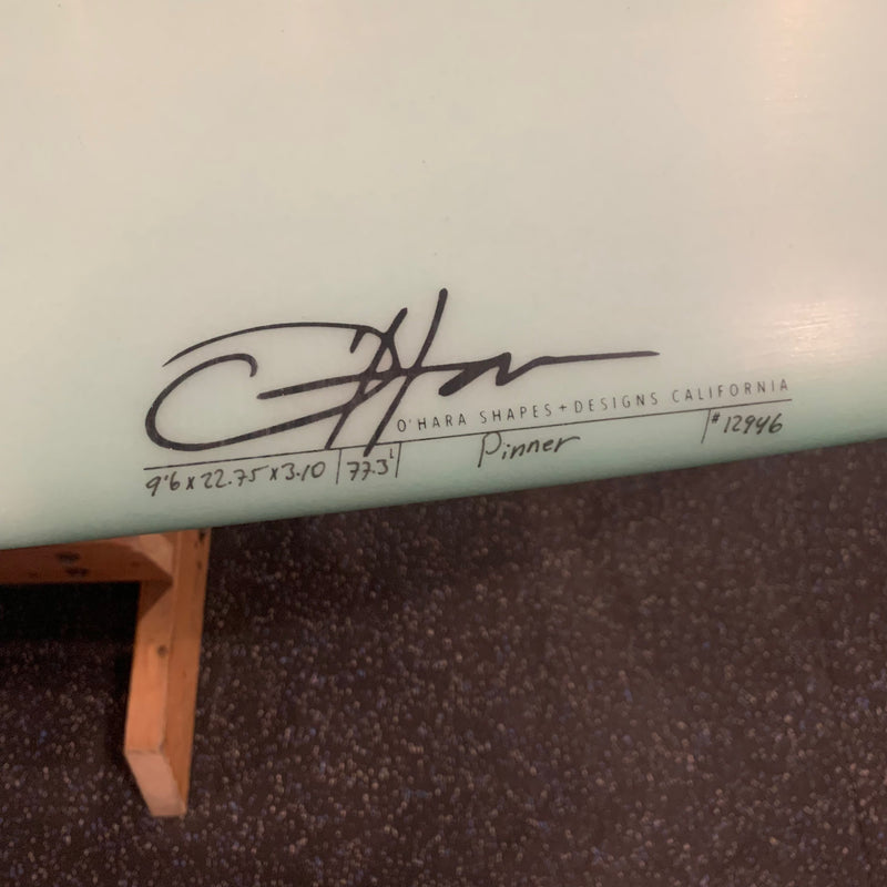 Load image into Gallery viewer, Solid Pinner Triple Stringer 9'6 Single Fin