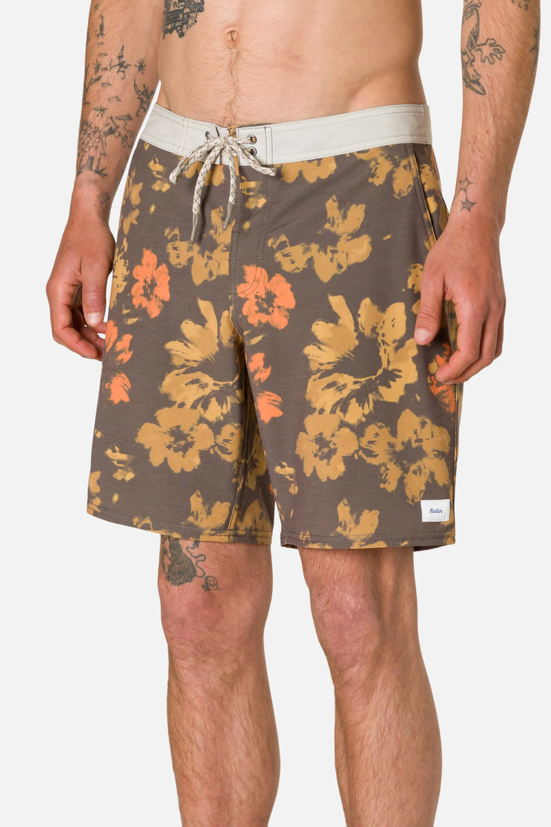 Load image into Gallery viewer, Katin Donna Hybrid Trunk