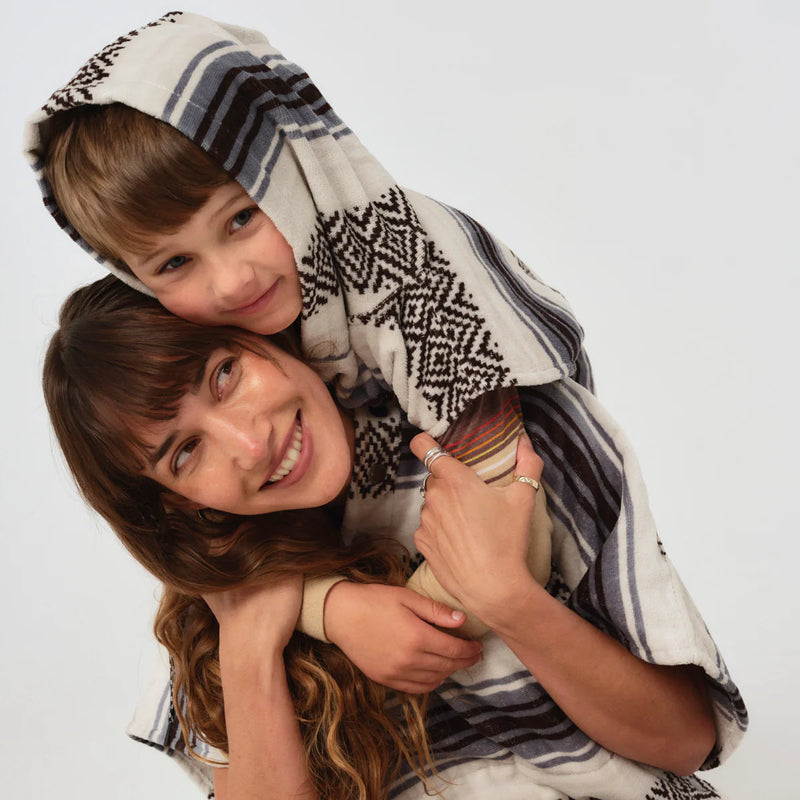 Load image into Gallery viewer, Slowtide Groms Changing Poncho