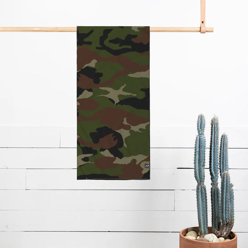 Load image into Gallery viewer, Slowtide Regime Lightweight Quick-Dry Travel Towel