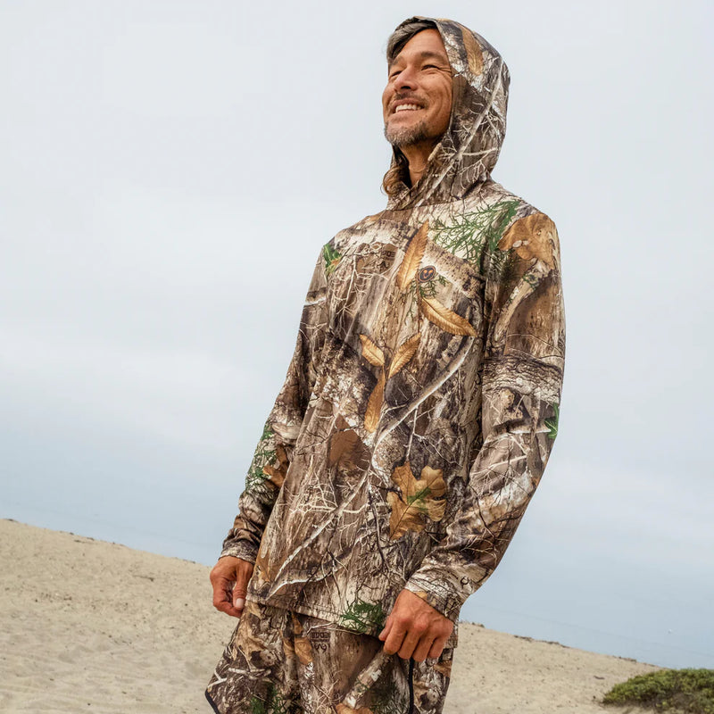 Load image into Gallery viewer, Catch Surf Real Tree Hooded Long Sleeve Surf Tee