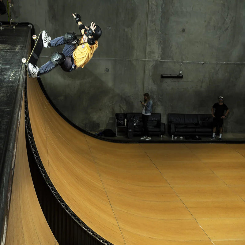 Load image into Gallery viewer, 187 Killer Pads Kids 6-Pack Independent Trucks