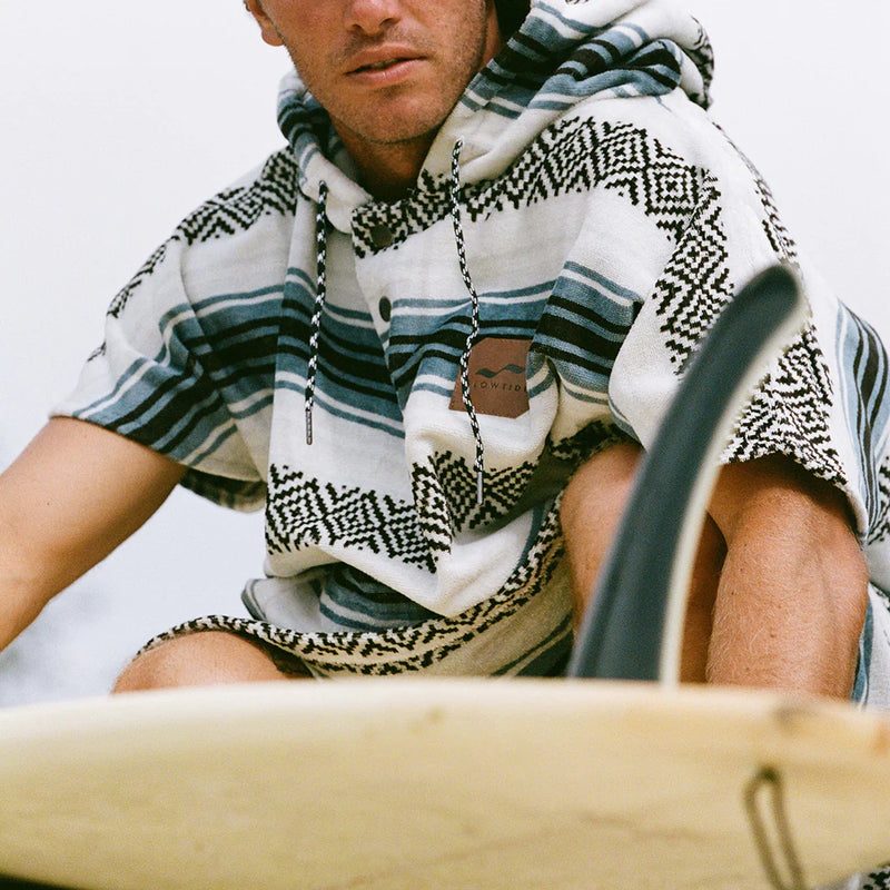 Load image into Gallery viewer, Slowtide Oso Extra-Warm Poncho