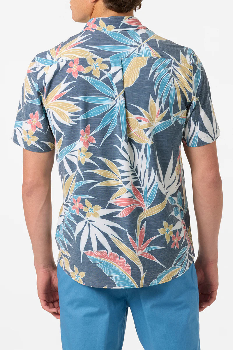 Load image into Gallery viewer, O'Neill Trvlr UPF Traverse Short Sleeve Relaxed Fit Shirt