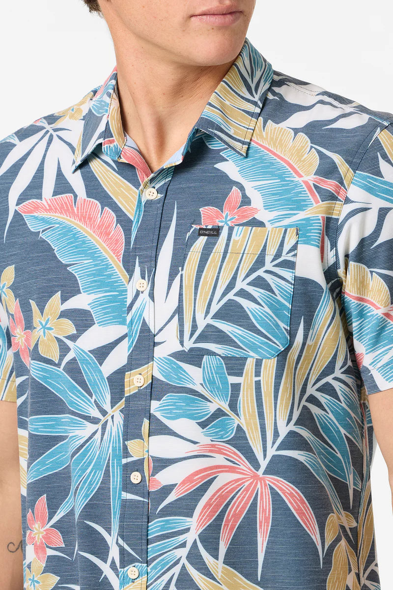 Load image into Gallery viewer, O'Neill Trvlr UPF Traverse Short Sleeve Relaxed Fit Shirt