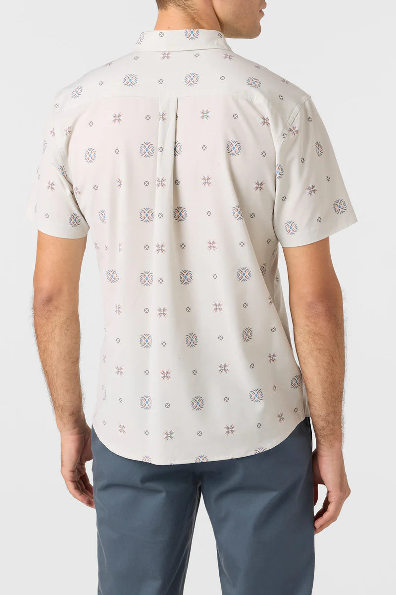 Load image into Gallery viewer, O'Neill TRVLR UPF Traverse Short Sleeve Standard Fit