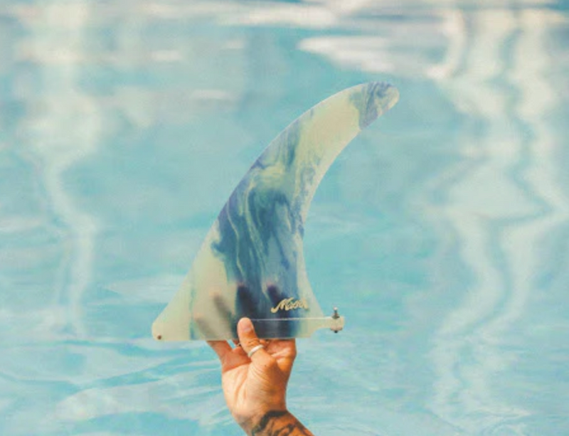 Load image into Gallery viewer, Midfin Aku Bone Classic 9" Surfboard Fin