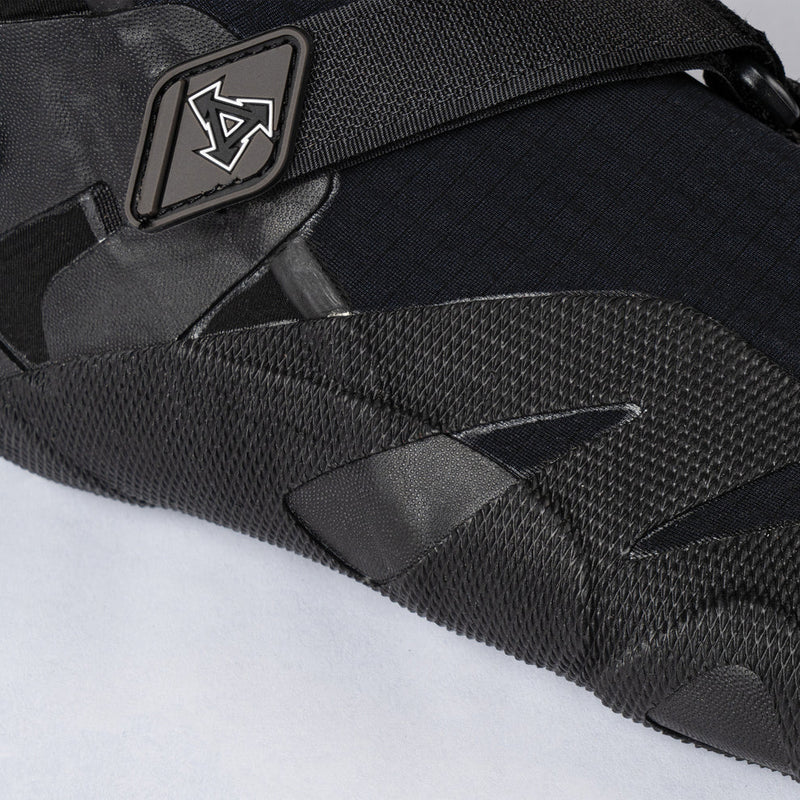 Load image into Gallery viewer, Xcel 5mm Drylock Split Toe Wetsuit Boots