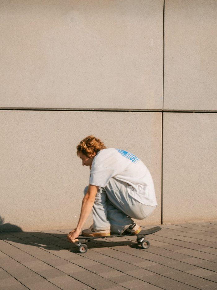 Load image into Gallery viewer, Slide CMC Cold Gold 31" Surf Skateboard Complete