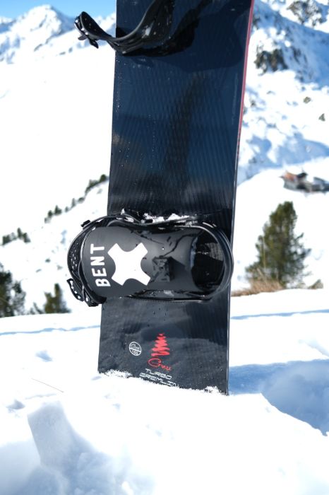 Load image into Gallery viewer, Gnu Turbo Gremlin B-Grade Snowboard 2026