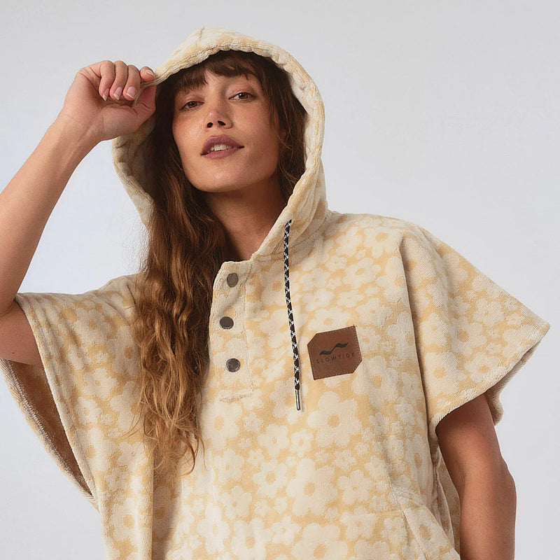 Load image into Gallery viewer, Slowtide Ginny Extra-Warm Poncho