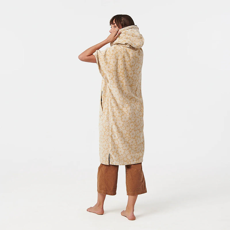Load image into Gallery viewer, Slowtide Ginny Extra-Warm Poncho