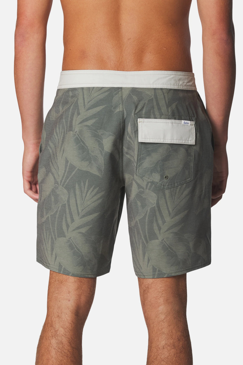 Load image into Gallery viewer, Katin Selma Hybrid Trunk