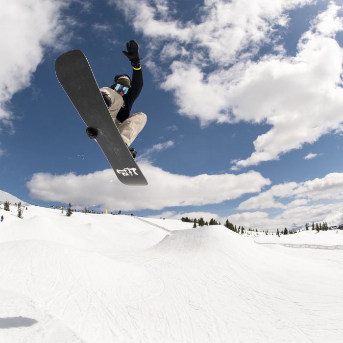 Load image into Gallery viewer, Lib Tech Skunk Ape Camber B-Grade Snowboard 2026