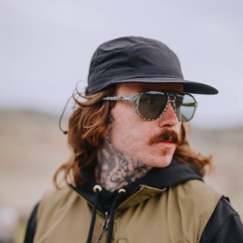 Load image into Gallery viewer, Smith Truss Sunglasses