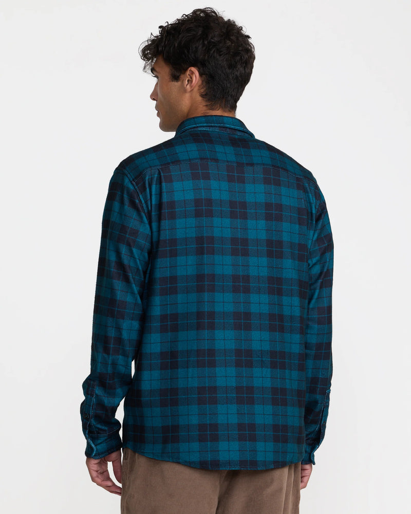 Load image into Gallery viewer, RVCA VAcancy Flannel Long Sleeve Shirt
