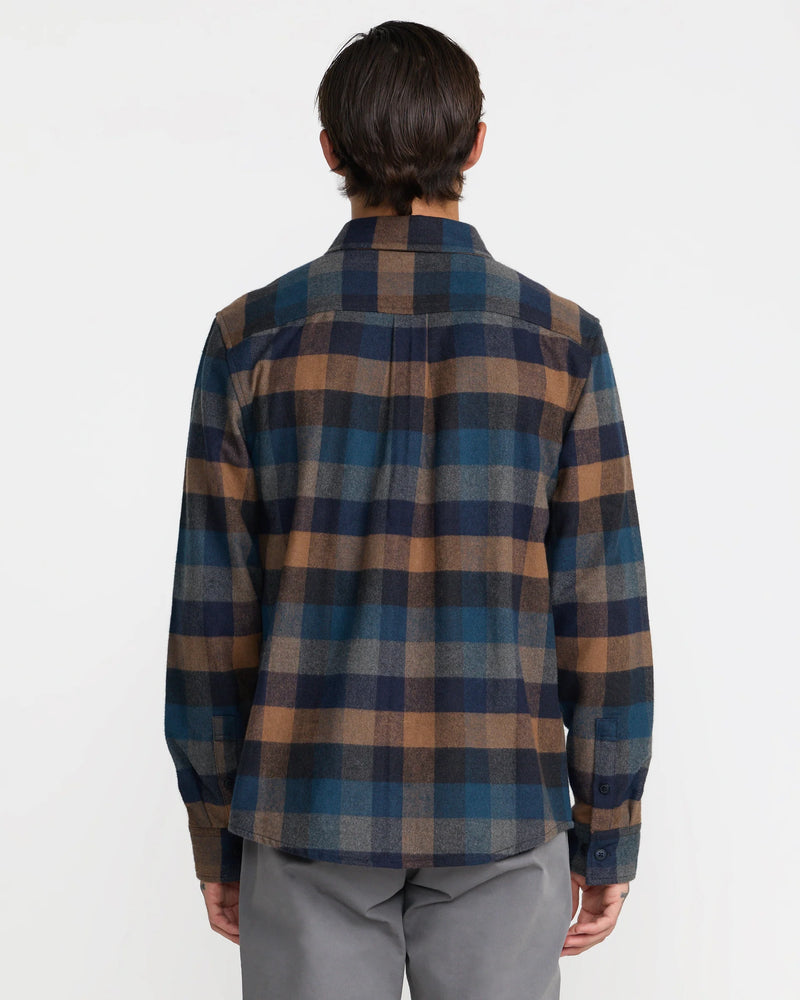 Load image into Gallery viewer, RVCA Dayshift Blanket Flannel Long Sleeve Shirt
