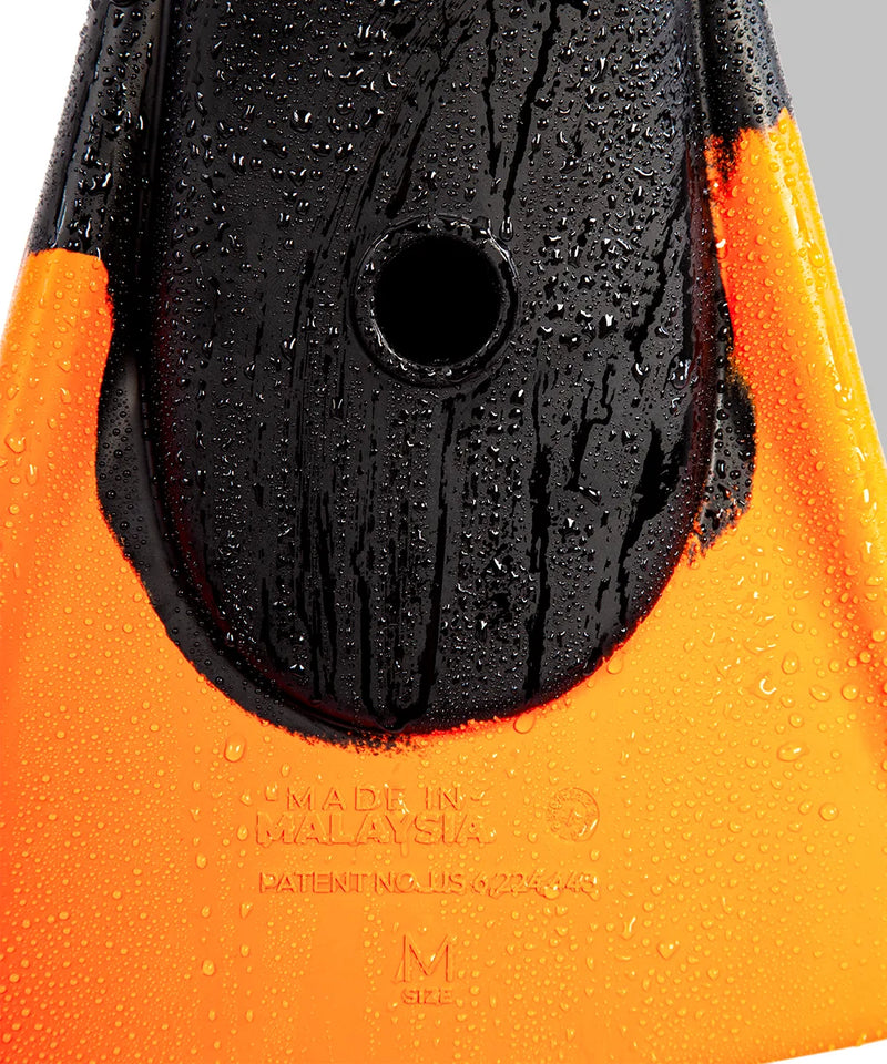 Load image into Gallery viewer, Churchill Makapuu PRO Malaysian Rubber Fins
