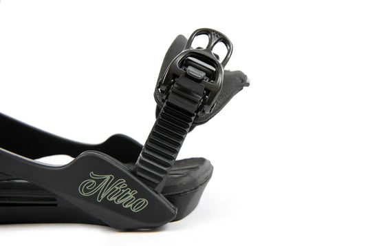 Nitro Cosmic Snowboard Binding 2026