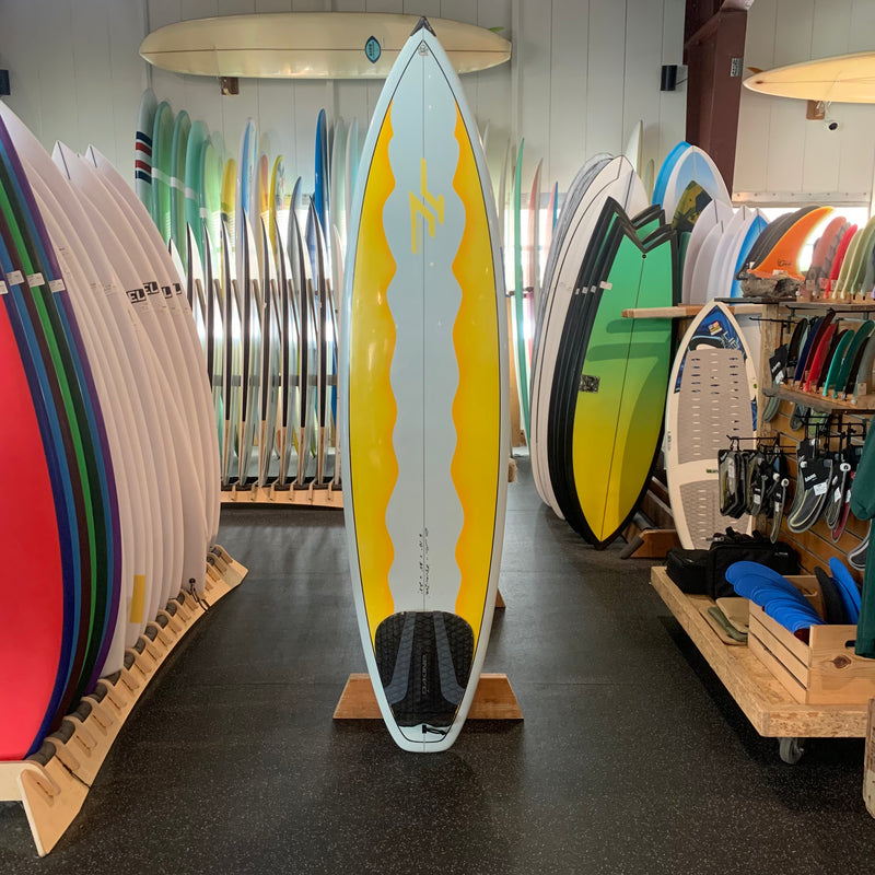 Load image into Gallery viewer, JC Surftech 6'10" USED

