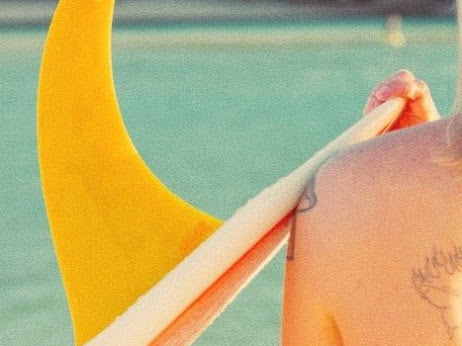 Load image into Gallery viewer, Midfin Carribean Queen Raw 7&quot; Surfboard Fin
