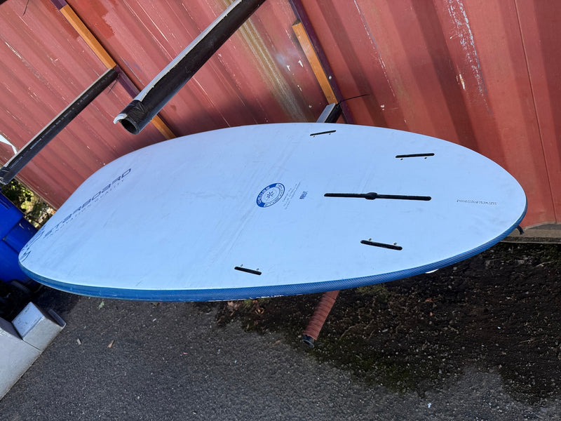 Load image into Gallery viewer, Starboard Wedge 8'7" Used
