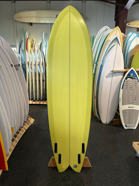 Chocolate Gold Ticket 6'8 USED