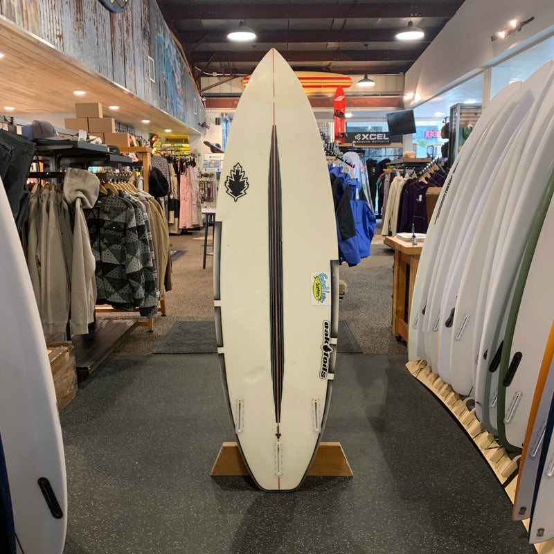 Load image into Gallery viewer, Oakfoils Thruster 5&#39;10 USED
