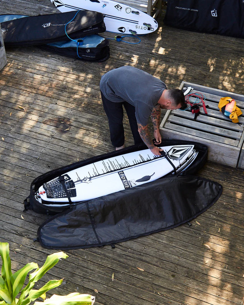 Load image into Gallery viewer, Creatures of Leisure Shortboard Triple DT2.0 7&#39;6 Surfboard Travel Bag
