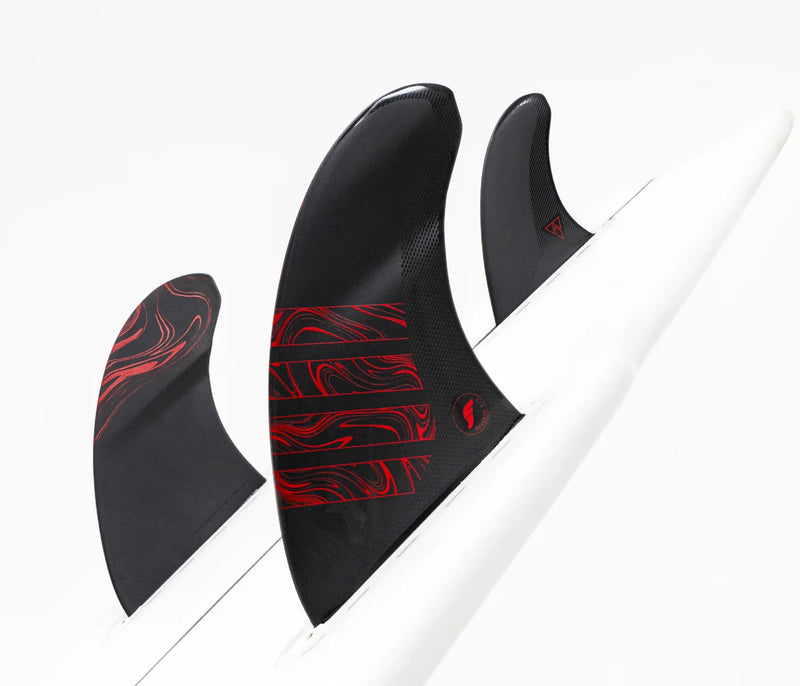 Load image into Gallery viewer, Futures Fins Reverse 3/2 Twin + 1 Alpha/Carbon - Red Surf Fin Set
