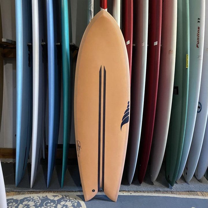 Solid Throwback Quad fish 5'10 x 21 x 2.5 – Gorge Performance