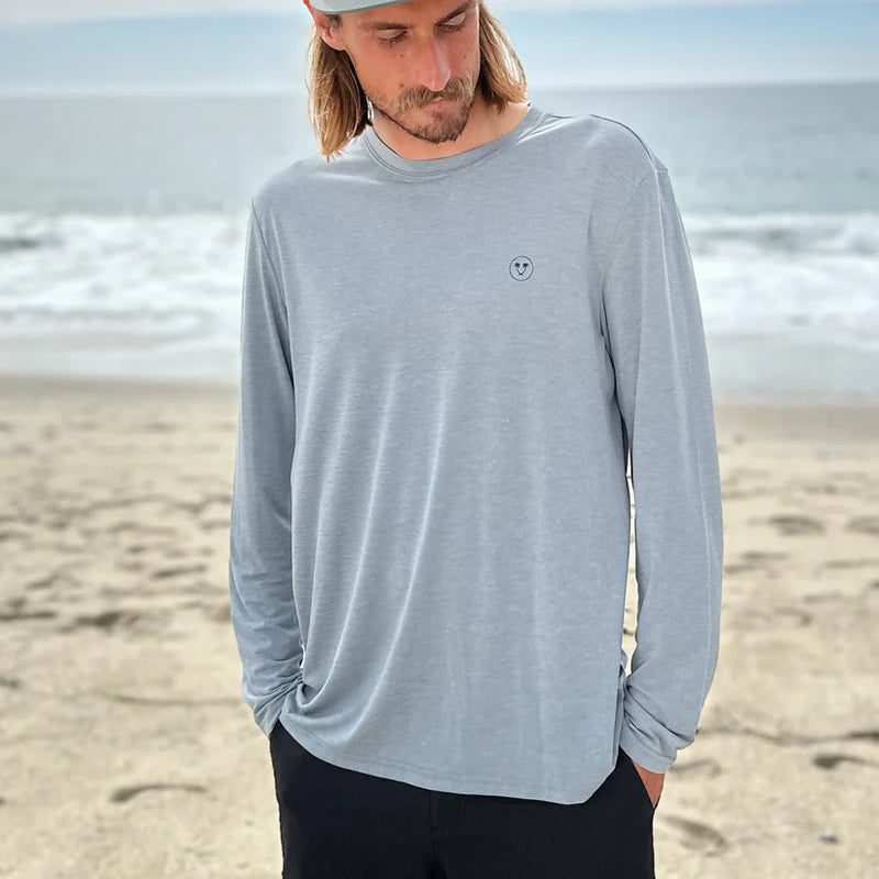 Load image into Gallery viewer, Catch Surf Stealth Long Sleeve Tech Tee
