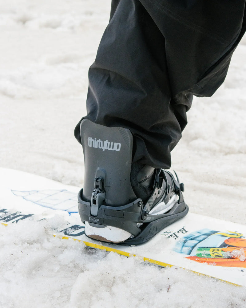 Load image into Gallery viewer, ThirtyTwo Basin FASE Snowboard Binding 2027
