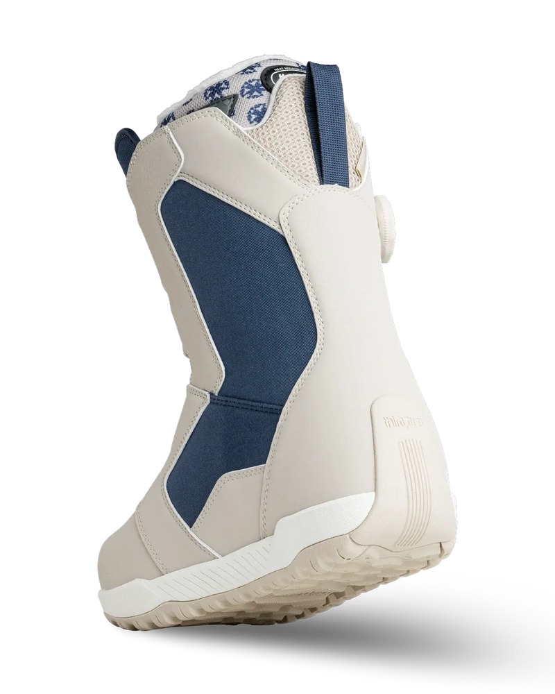 Load image into Gallery viewer, ThirtyTwo STW DB Women's Luxton x Autumn Snowboard Boot 2027
