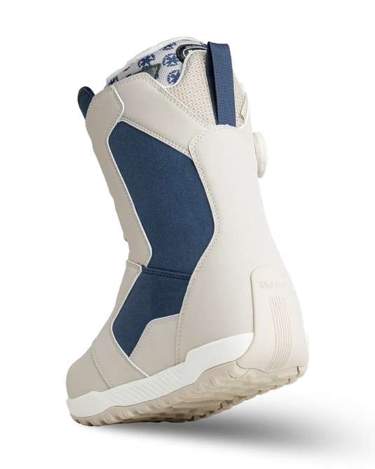 ThirtyTwo STW DB Women's Luxton x Autumn Snowboard Boot 2027